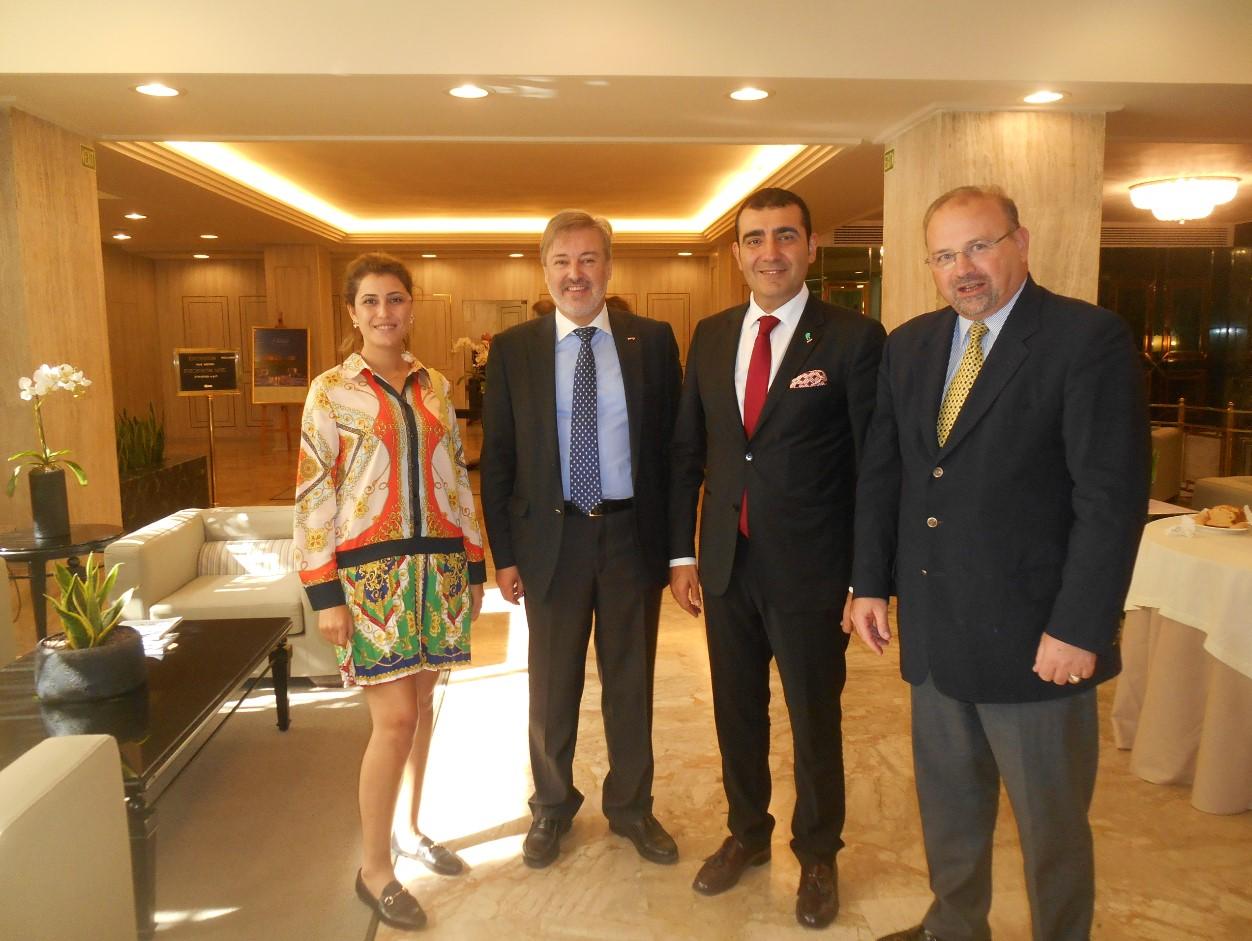 YAtina'da Türk Geri Dönüşüm Tesisi Tanıtıldı