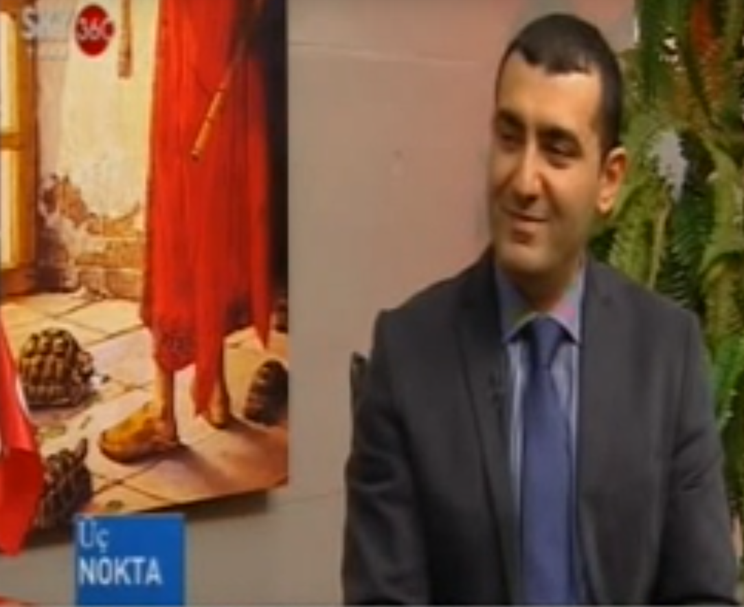  Yavuz Eroğlu, Skytürk 360 Televizyonunda yayınlanan Üç Nokta programına konuk olmuştur. 